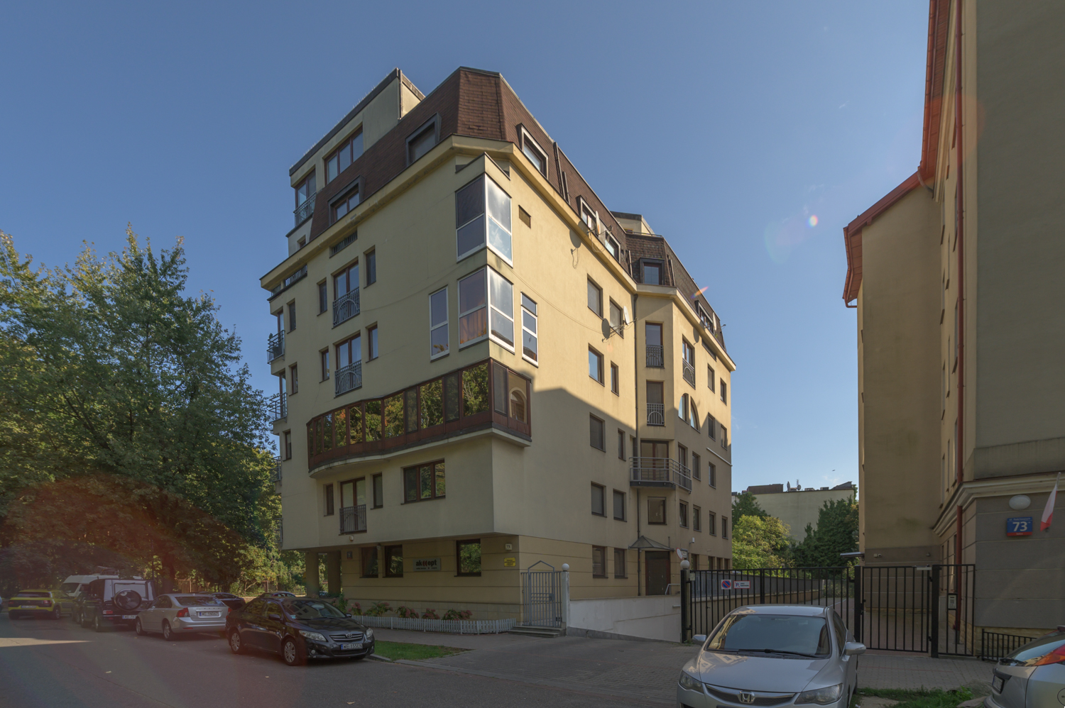 Zdjęcie architektury budynku Budynek mieszkalno-usługowy